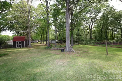 104 Pinetree Drive, Matthews, NC 28104 - Photo 5