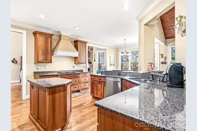 61 Village Pointe Lane, Asheville, NC 28803 - Photo 11