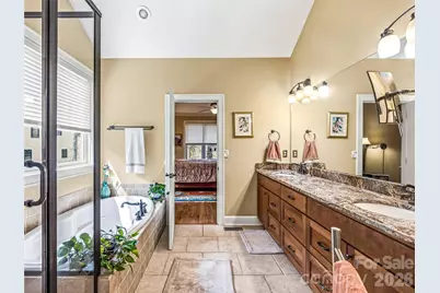 61 Village Pointe Lane, Asheville, NC 28803 - Photo 23