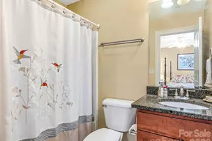 61 Village Pointe Ln, Asheville, NC 28803 - Photo 27