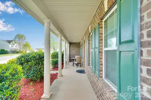 106 Ashton Dr, Mooresville, NC 28115 - Photo 3