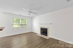 15505 De Havilland Dr, Charlotte, NC 28278 - Photo 9