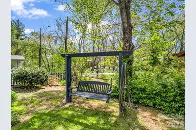 605 Rhododendron Avenue, Black Mountain, NC 28711 - Photo 37