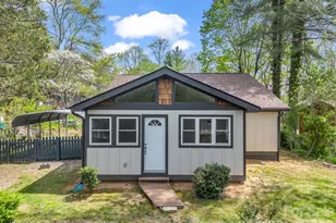 605 Rhododendron Ave, Black Mountain, NC 28711 - Photo 3