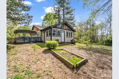 605 Rhododendron Avenue, Black Mountain, NC 28711 - Photo 7