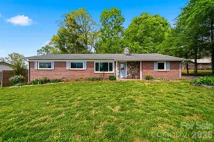 2754 Fairwood Dr, Hudson, NC 28638 - Photo 1