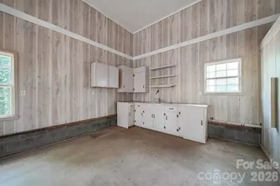 2754 Fairwood Drive, Hudson, NC 28638 - Photo 27