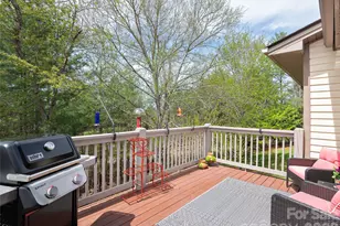 26 Lancaster Ln, Weaverville, NC 28787 - Photo 11