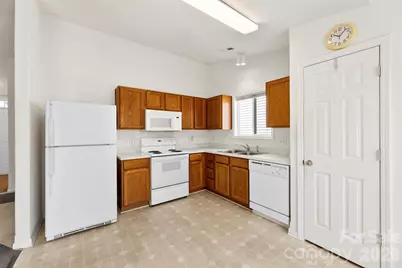 10215 Orchard Grass Court, Charlotte, NC 28278 - Photo 11