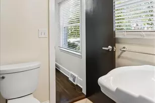 4640 Town and Country Dr, Charlotte, NC 28226 - Photo 31