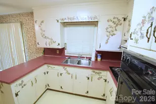 502 W Henry St, Belmont, NC 28012 - Photo 21