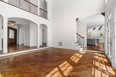 8600 Fairview Road, Charlotte, NC 28226 - Photo 15