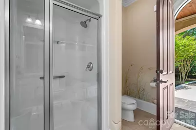 8600 Fairview Road, Charlotte, NC 28226 - Photo 27