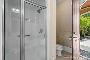 8600 Fairview Rd, Charlotte, NC 28226 - Photo 27