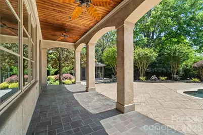 8600 Fairview Road, Charlotte, NC 28226 - Photo 25