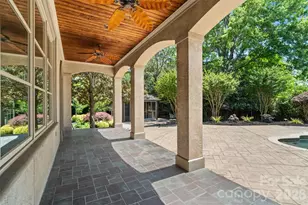 8600 Fairview Rd, Charlotte, NC 28226 - Photo 25