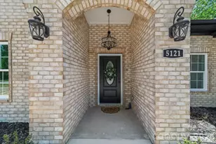 5121 Morningwood Dr, Matthews, NC 28105 - Photo 5