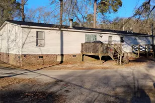 19460 Pine Needle Cir, Laurinburg, NC 28352 - Photo 7