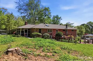 160 Denton St, Columbus, NC 28722 - Photo 27