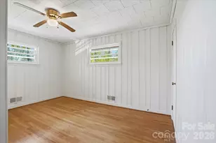 160 Denton St, Columbus, NC 28722 - Photo 5