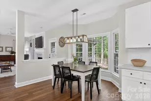 12535 Cedar Post Ln, Charlotte, NC 28215 - Photo 9