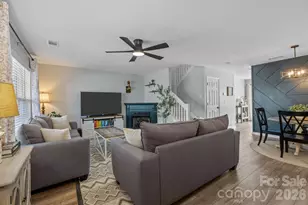 213 Butler Pl, Fort Mill, SC 29715 - Photo 3