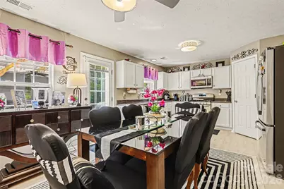 4905 Eagle Creek Drive, Charlotte, NC 28269 - Photo 11