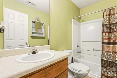 4905 Eagle Creek Drive, Charlotte, NC 28269 - Photo 21