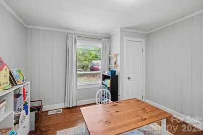 5557 Pineview Drive, Winston Salem, NC 27105 - Photo 15