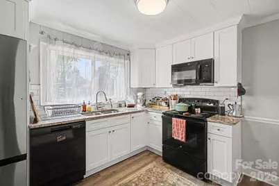 5557 Pineview Drive, Winston Salem, NC 27105 - Photo 7