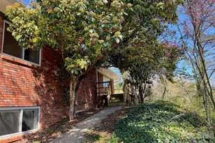 3 Quail Cove Rd, Asheville, NC 28804 - Photo 3