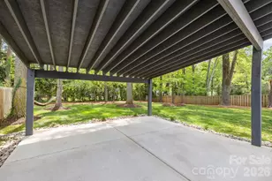 3910 Sulkirk Rd, Charlotte, NC 28210 - Photo 33