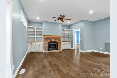 2500 S Blackstock Road, Landrum, SC 29356 - Photo 15