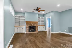 2500 S Blackstock Rd, Landrum, SC 29356 - Photo 15