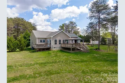 2500 S Blackstock Road, Landrum, SC 29356 - Photo 9