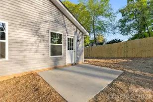 1021 E 10th St, Kannapolis, NC 28083 - Photo 5
