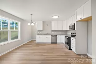 1021 E 10th St, Kannapolis, NC 28083 - Photo 9