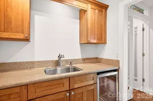 86 Distant View Dr, Asheville, NC 28803 - Photo 23