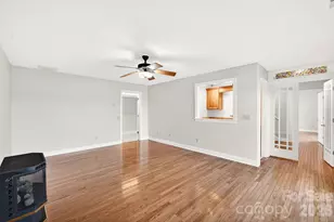 86 Distant View Dr, Asheville, NC 28803 - Photo 21