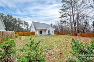 10615 Forest Dr, Matthews, NC 28105 - Photo 27