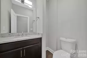 10615 Forest Dr, Matthews, NC 28105 - Photo 11