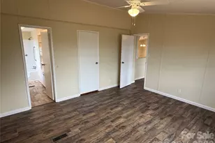 7686 Shoupes Grove Church Rd, Hickory, NC 28602 - Photo 13