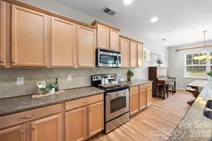 1521 Deer Meadows Dr, Waxhaw, NC 28173 - Photo 3