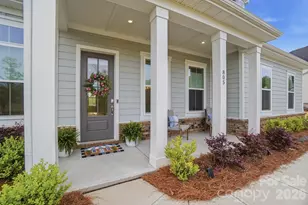 805 Lakeforest Dr, Belmont, NC 28012 - Photo 5