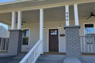 806 4th St Dr NW, Hickory, NC 28601 - Photo 1