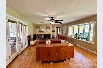 2732 Holly Hill Drive N, Hendersonville, NC 28791 - Photo 3