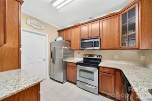 19868 Deer Valley Dr, Cornelius, NC 28031 - Photo 9