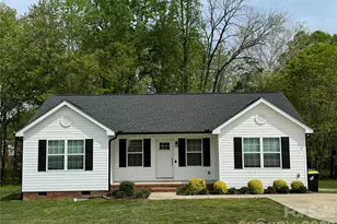 524 W Stokes St, China Grove, NC 28023 - Photo 1