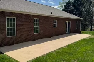 186 Chesterfield Dr, Taylorsville, NC 28681 - Photo 9