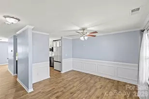 5904 Ellimar Field Ln, Charlotte, NC 28215 - Photo 5